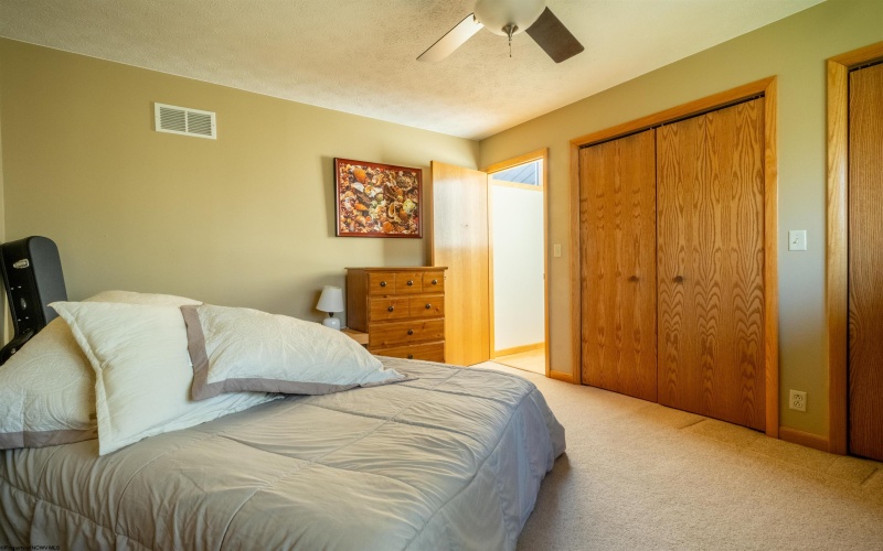 3726 Swallowtail Drive, Morgantown, West Virginia 26508, 3 Bedrooms Bedrooms, 8 Rooms Rooms,3 BathroomsBathrooms,Single Family Detached,For Sale,Swallowtail,10164221