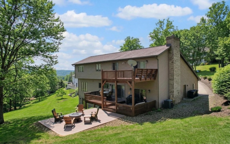 3726 Swallowtail Drive, Morgantown, West Virginia 26508, 3 Bedrooms Bedrooms, 8 Rooms Rooms,3 BathroomsBathrooms,Single Family Detached,For Sale,Swallowtail,10164221