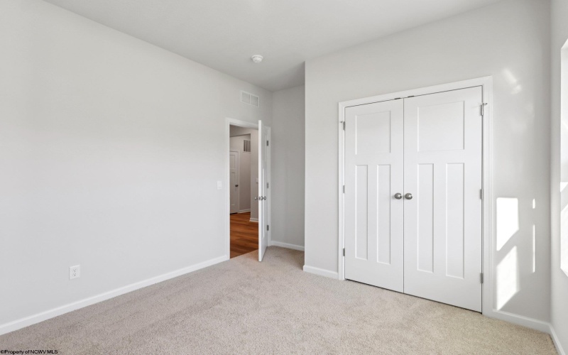 1019 Worthington Drive, Bridgeport, West Virginia 26330, 3 Bedrooms Bedrooms, 5 Rooms Rooms,2 BathroomsBathrooms,Single Family Detached,For Sale,Worthington,0,10164219