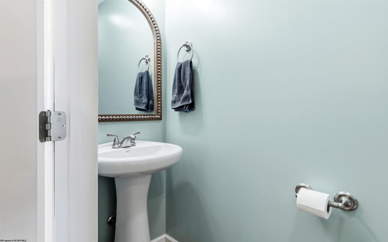 134 Summits Ridge, Morgantown, West Virginia 26508, 3 Bedrooms Bedrooms, 8 Rooms Rooms,2 BathroomsBathrooms,Single Family Detached,For Sale,Summits,10164218