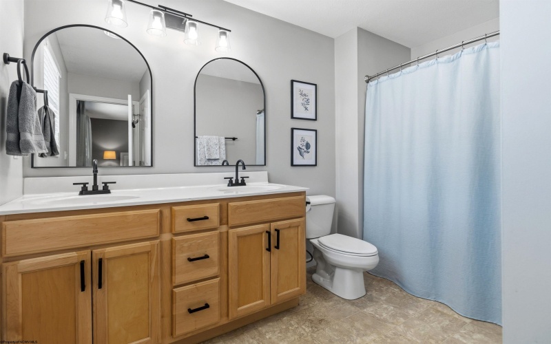 134 Summits Ridge, Morgantown, West Virginia 26508, 3 Bedrooms Bedrooms, 8 Rooms Rooms,2 BathroomsBathrooms,Single Family Detached,For Sale,Summits,10164218