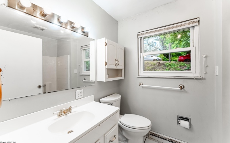 45 Logan Avenue, Morgantown, West Virginia 26501, 4 Bedrooms Bedrooms, 8 Rooms Rooms,3 BathroomsBathrooms,Single Family Detached,For Sale,Logan,10164212