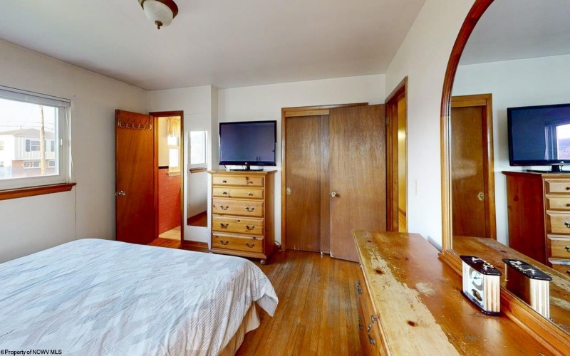 484 Lawnview Drive, Morgantown, West Virginia 26505, 4 Bedrooms Bedrooms, 7 Rooms Rooms,2 BathroomsBathrooms,Single Family Detached,For Sale,Lawnview,10164207