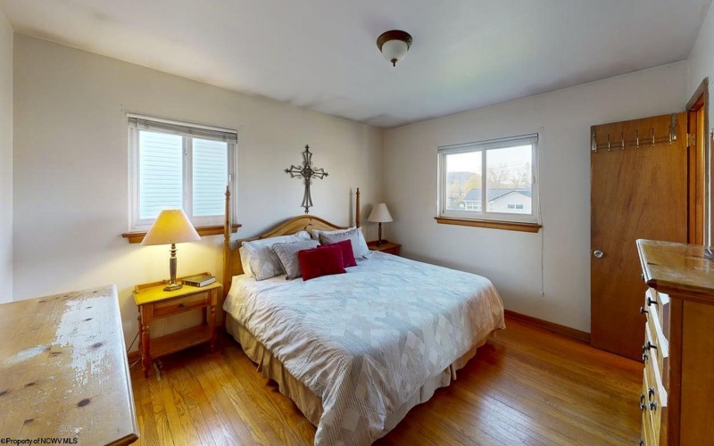 484 Lawnview Drive, Morgantown, West Virginia 26505, 4 Bedrooms Bedrooms, 7 Rooms Rooms,2 BathroomsBathrooms,Single Family Detached,For Sale,Lawnview,10164207