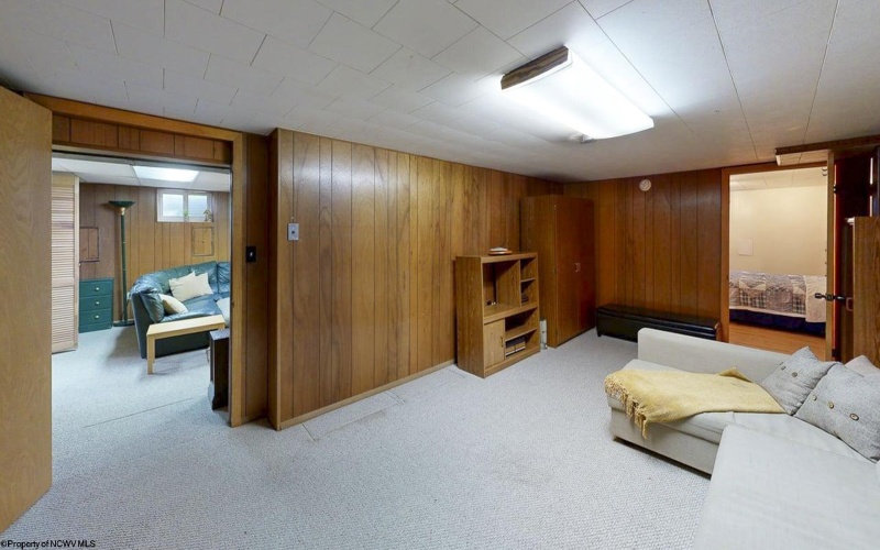 484 Lawnview Drive, Morgantown, West Virginia 26505, 4 Bedrooms Bedrooms, 7 Rooms Rooms,2 BathroomsBathrooms,Single Family Detached,For Sale,Lawnview,10164207