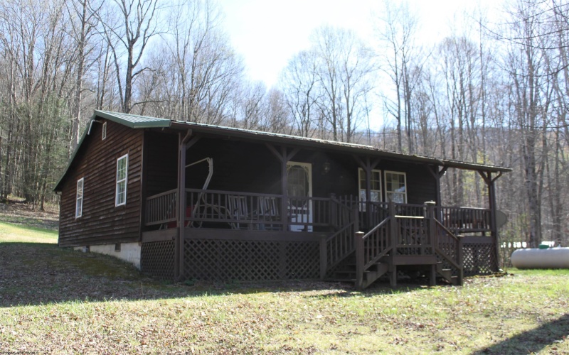 820 Ponderosa Drive, Cowen, West Virginia 26206, 2 Bedrooms Bedrooms, 6 Rooms Rooms,1 BathroomBathrooms,Single Family Detached,For Sale,Ponderosa,10164224 820 Ponderosa Drive, Cowen, West Virginia 26206, 2 Bedrooms Bedrooms, 6 Rooms Rooms,1 BathroomBathrooms,Single Family Detached,For Sale,Ponderosa,10164224