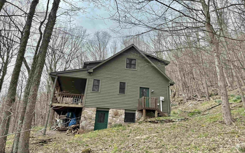 155 Meadows Road East, Harman, West Virginia 26270, 3 Bedrooms Bedrooms, 9 Rooms Rooms,2 BathroomsBathrooms,Single Family Detached,For Sale,Meadows Road,10164223