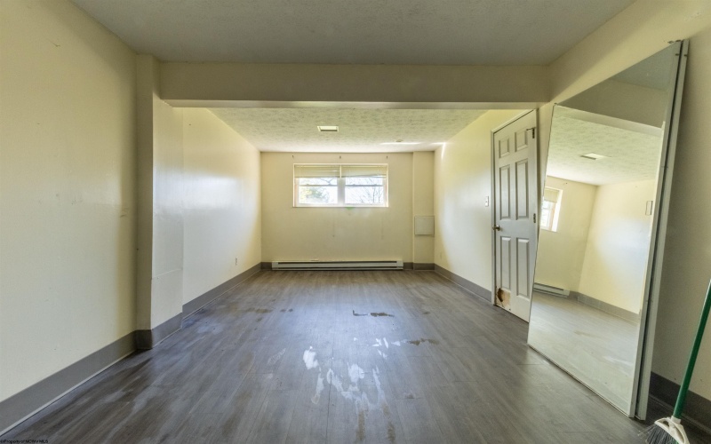 814 Clinton Avenue, Morgantown, West Virginia 26505, 3 Bedrooms Bedrooms, 6 Rooms Rooms,2 BathroomsBathrooms,Single Family Detached,For Sale,Clinton,10164222