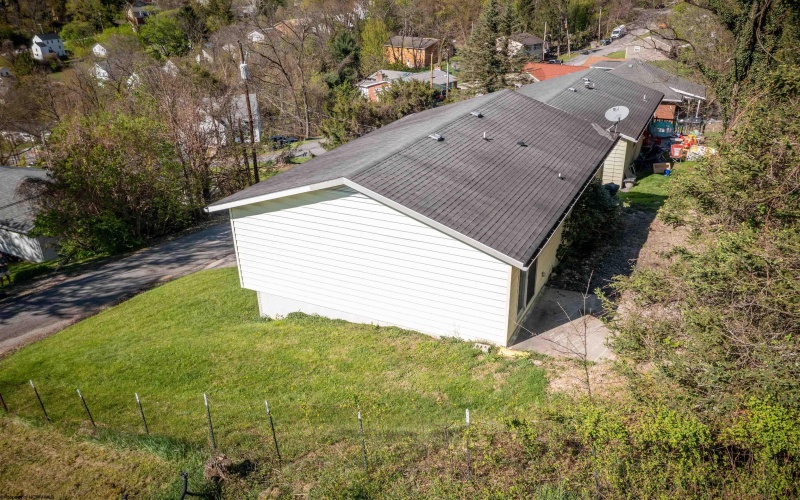 814 Clinton Avenue, Morgantown, West Virginia 26505, 3 Bedrooms Bedrooms, 6 Rooms Rooms,2 BathroomsBathrooms,Single Family Detached,For Sale,Clinton,10164222