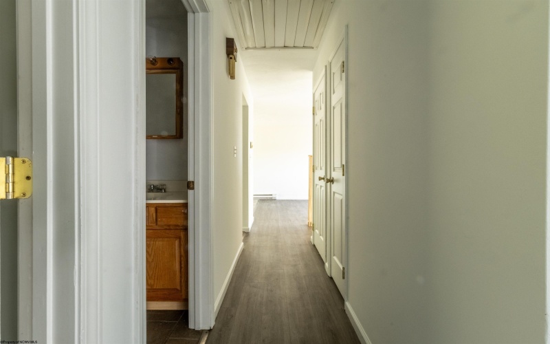 814 Clinton Avenue, Morgantown, West Virginia 26505, 3 Bedrooms Bedrooms, 6 Rooms Rooms,2 BathroomsBathrooms,Single Family Detached,For Sale,Clinton,10164222