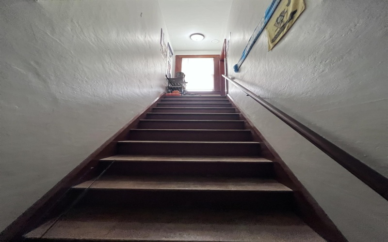 117 1/2 Davis Street, Elkins, West Virginia 26241, 1 Bedroom Bedrooms, 4 Rooms Rooms,1 BathroomBathrooms,Single Family Detached,For Sale,Davis,10164235