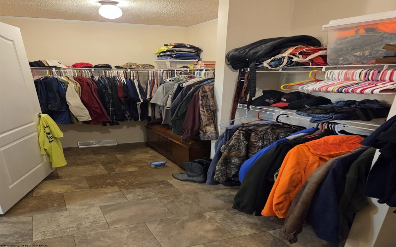 60 Annie Lane, Circleville, West Virginia 26804, 3 Bedrooms Bedrooms, 5 Rooms Rooms,2 BathroomsBathrooms,Single Family Detached,For Sale,Annie,10164239 60 Annie Lane, Circleville, West Virginia 26804, 3 Bedrooms Bedrooms, 5 Rooms Rooms,2 BathroomsBathrooms,Single Family Detached,For Sale,Annie,10164239