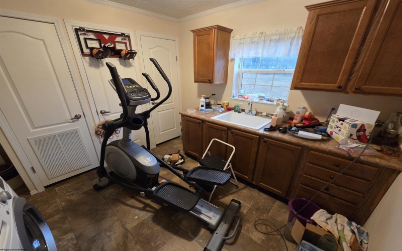 60 Annie Lane, Circleville, West Virginia 26804, 3 Bedrooms Bedrooms, 5 Rooms Rooms,2 BathroomsBathrooms,Single Family Detached,For Sale,Annie,10164239 60 Annie Lane, Circleville, West Virginia 26804, 3 Bedrooms Bedrooms, 5 Rooms Rooms,2 BathroomsBathrooms,Single Family Detached,For Sale,Annie,10164239