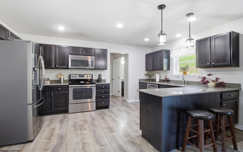 334 Evergreen Drive, Bridgeport, West Virginia 26330, 4 Bedrooms Bedrooms, 10 Rooms Rooms,2 BathroomsBathrooms,Single Family Detached,For Sale,Evergreen,10164234