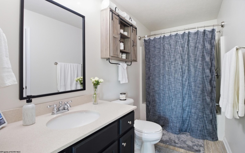 334 Evergreen Drive, Bridgeport, West Virginia 26330, 4 Bedrooms Bedrooms, 10 Rooms Rooms,2 BathroomsBathrooms,Single Family Detached,For Sale,Evergreen,10164234