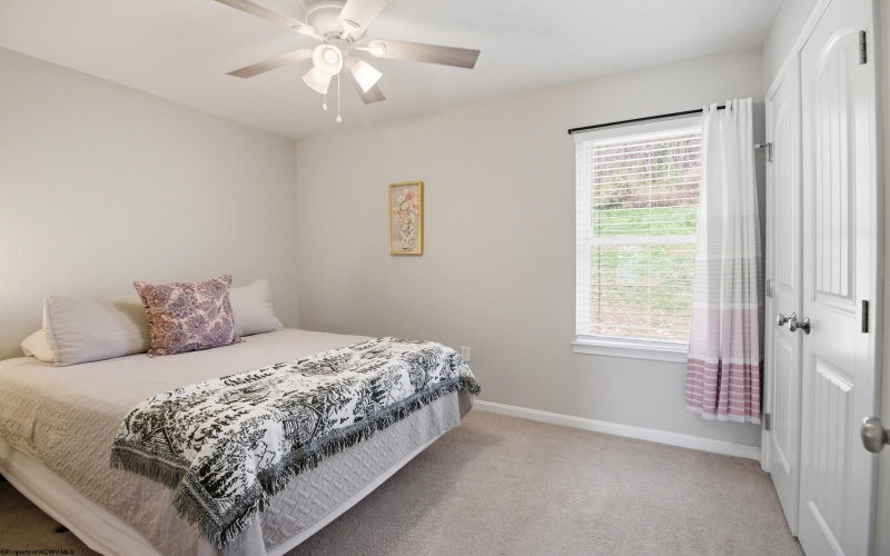 334 Evergreen Drive, Bridgeport, West Virginia 26330, 4 Bedrooms Bedrooms, 10 Rooms Rooms,2 BathroomsBathrooms,Single Family Detached,For Sale,Evergreen,10164234