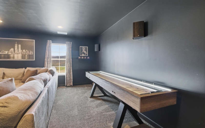 334 Evergreen Drive, Bridgeport, West Virginia 26330, 4 Bedrooms Bedrooms, 10 Rooms Rooms,2 BathroomsBathrooms,Single Family Detached,For Sale,Evergreen,10164234