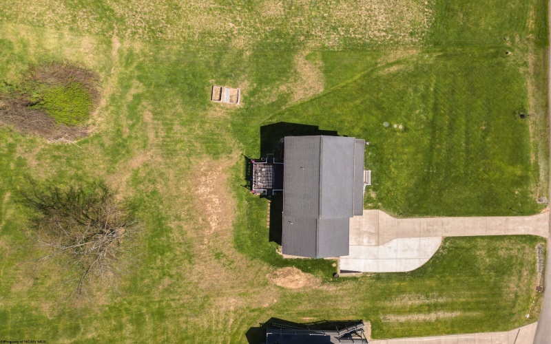 334 Evergreen Drive, Bridgeport, West Virginia 26330, 4 Bedrooms Bedrooms, 10 Rooms Rooms,2 BathroomsBathrooms,Single Family Detached,For Sale,Evergreen,10164234