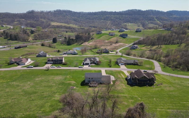 334 Evergreen Drive, Bridgeport, West Virginia 26330, 4 Bedrooms Bedrooms, 10 Rooms Rooms,2 BathroomsBathrooms,Single Family Detached,For Sale,Evergreen,10164234