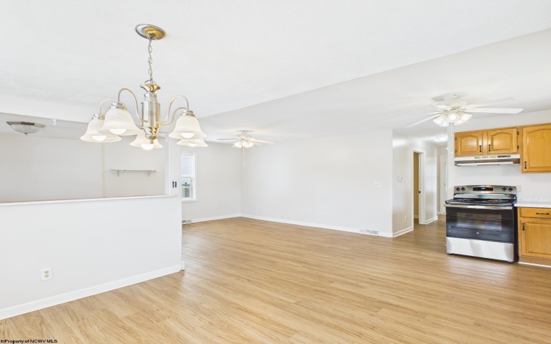 521 Kensington Avenue, Star City, West Virginia 26505, 3 Bedrooms Bedrooms, 6 Rooms Rooms,1 BathroomBathrooms,Single Family Detached,For Sale,Kensington,10164228