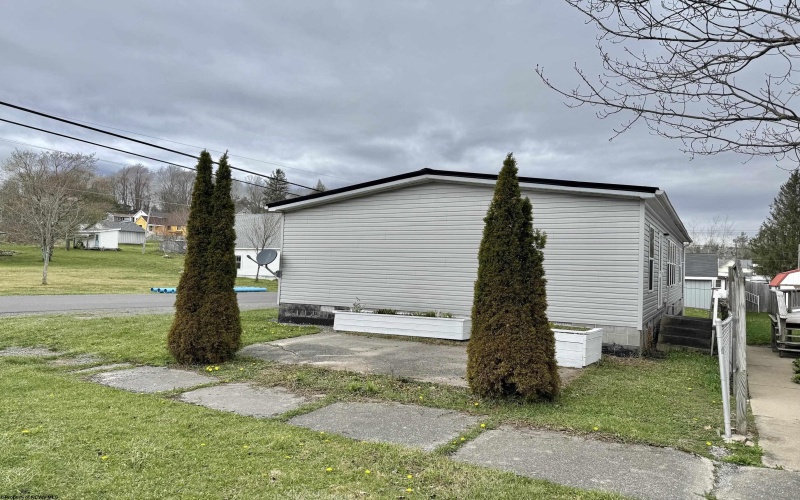 218 Third Street, Davis, West Virginia 26260, 3 Bedrooms Bedrooms, 7 Rooms Rooms,2 BathroomsBathrooms,Single Family Detached,For Sale,Third,10164244