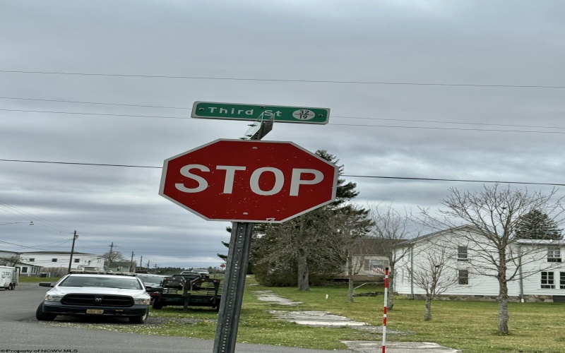 218 Third Street, Davis, West Virginia 26260, 3 Bedrooms Bedrooms, 7 Rooms Rooms,2 BathroomsBathrooms,Single Family Detached,For Sale,Third,10164244