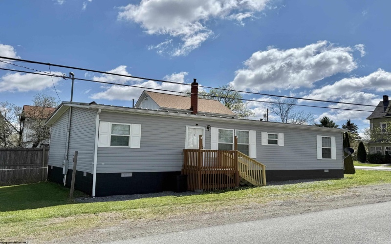 218 Third Street, Davis, West Virginia 26260, 3 Bedrooms Bedrooms, 7 Rooms Rooms,2 BathroomsBathrooms,Single Family Detached,For Sale,Third,10164244