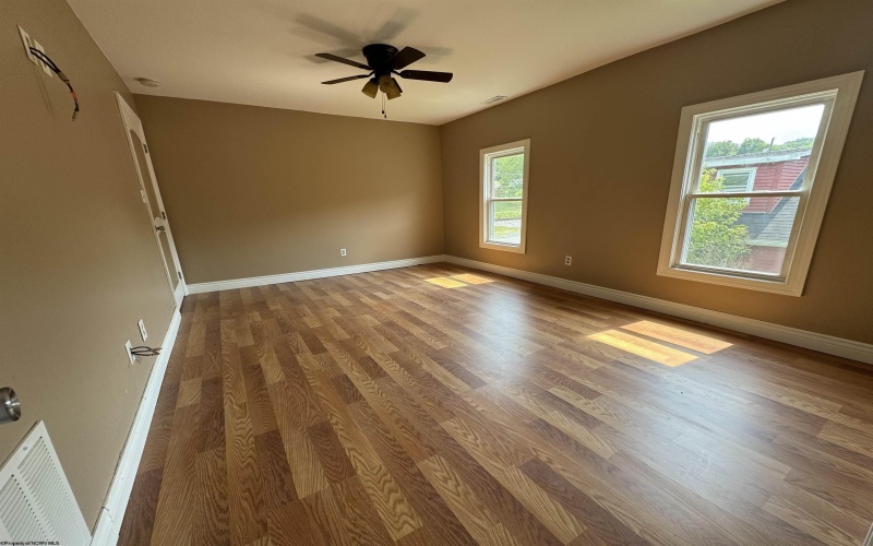 119 Geneva Street, Bridgeport, West Virginia 26330, 2 Bedrooms Bedrooms, 8 Rooms Rooms,1 BathroomBathrooms,Single Family Detached,For Sale,Geneva,10164230