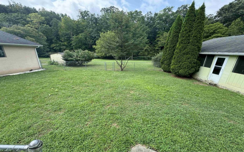 119 Geneva Street, Bridgeport, West Virginia 26330, 2 Bedrooms Bedrooms, 8 Rooms Rooms,1 BathroomBathrooms,Single Family Detached,For Sale,Geneva,10164230