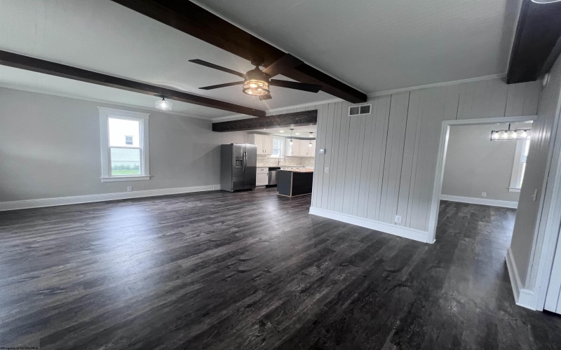 117 Davis Street, Elkins, West Virginia 26241-001, 3 Bedrooms Bedrooms, 10 Rooms Rooms,2 BathroomsBathrooms,Single Family Detached,For Sale,Davis,10164229