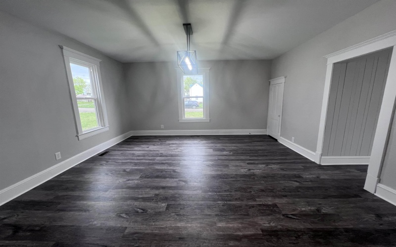 117 Davis Street, Elkins, West Virginia 26241-001, 3 Bedrooms Bedrooms, 10 Rooms Rooms,2 BathroomsBathrooms,Single Family Detached,For Sale,Davis,10164229