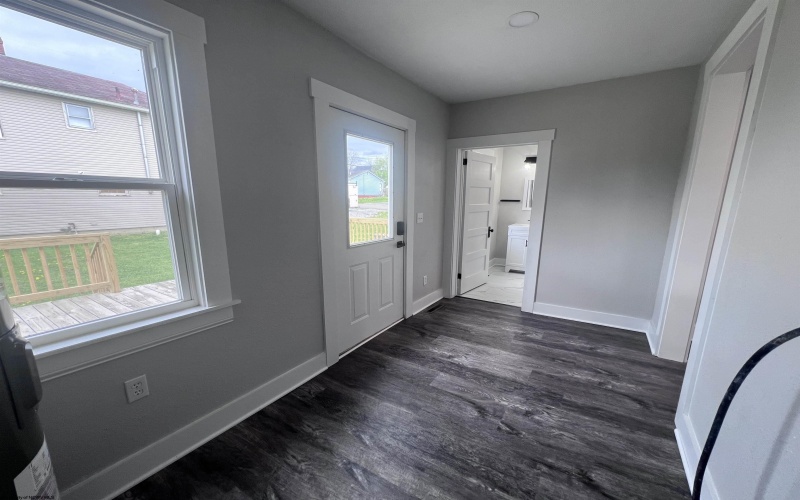 117 Davis Street, Elkins, West Virginia 26241-001, 3 Bedrooms Bedrooms, 10 Rooms Rooms,2 BathroomsBathrooms,Single Family Detached,For Sale,Davis,10164229