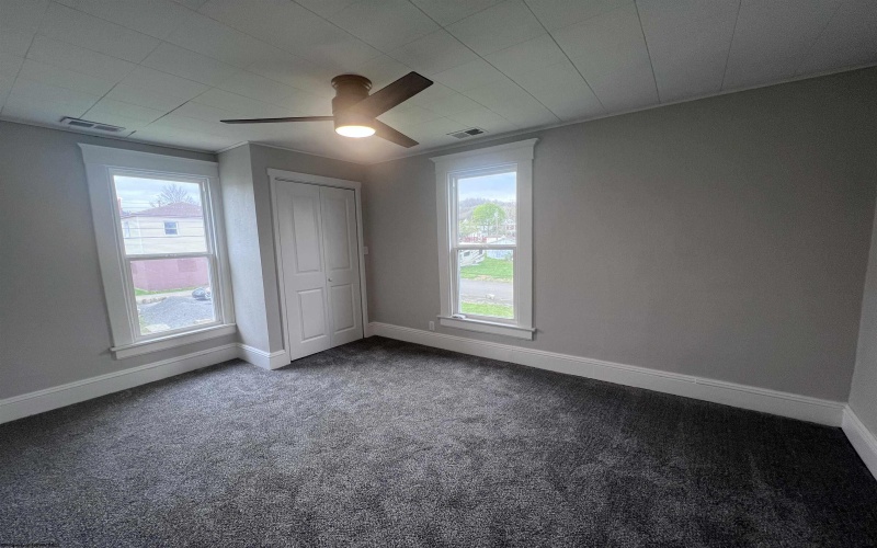 117 Davis Street, Elkins, West Virginia 26241-001, 3 Bedrooms Bedrooms, 10 Rooms Rooms,2 BathroomsBathrooms,Single Family Detached,For Sale,Davis,10164229