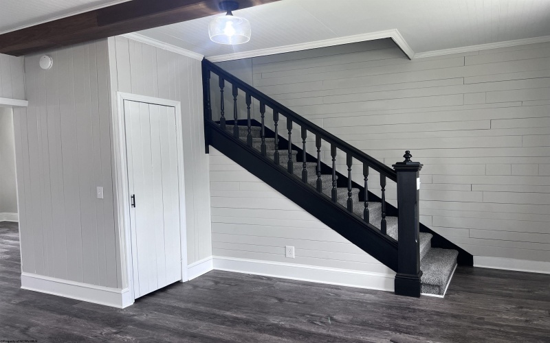 117 Davis Street, Elkins, West Virginia 26241-001, 3 Bedrooms Bedrooms, 10 Rooms Rooms,2 BathroomsBathrooms,Single Family Detached,For Sale,Davis,10164229