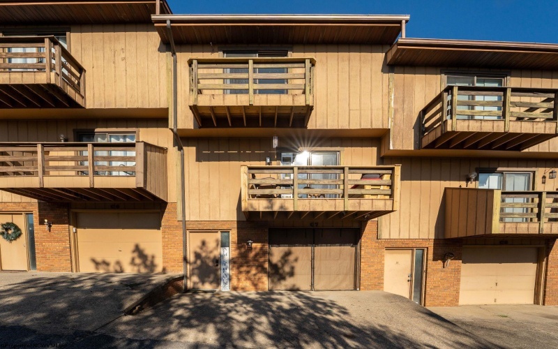 1234 Van Voorhis Road, Morgantown, West Virginia 26505, 2 Bedrooms Bedrooms, 5 Rooms Rooms,1 BathroomBathrooms,Single Family Attached,For Sale,Van Voorhis,10164237