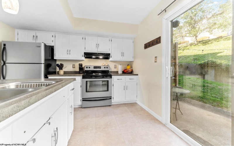 1234 Van Voorhis Road, Morgantown, West Virginia 26505, 2 Bedrooms Bedrooms, 5 Rooms Rooms,1 BathroomBathrooms,Single Family Attached,For Sale,Van Voorhis,10164237