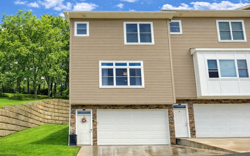 108 Pasture Lane, Morgantown, West Virginia 26505, 3 Bedrooms Bedrooms, 7 Rooms Rooms,2 BathroomsBathrooms,Single Family Attached,For Sale,Pasture,10164241 108 Pasture Lane, Morgantown, West Virginia 26505, 3 Bedrooms Bedrooms, 7 Rooms Rooms,2 BathroomsBathrooms,Single Family Attached,For Sale,Pasture,10164241