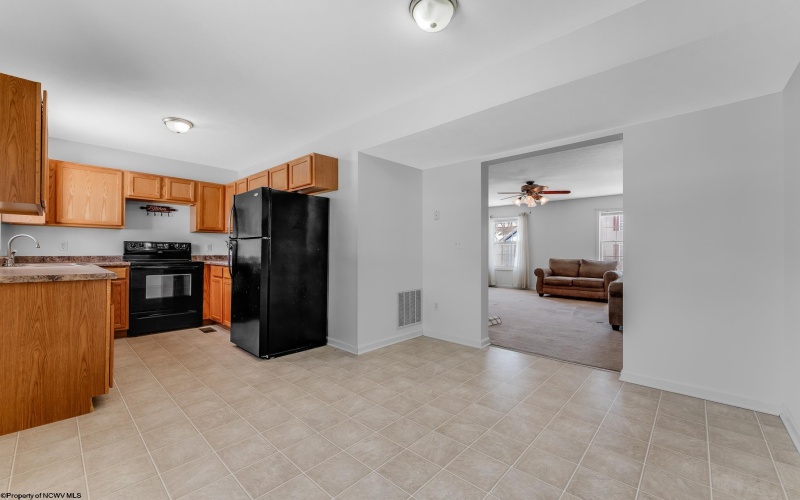 132 Eagle Drive, Maidsville, West Virginia 26541, 3 Bedrooms Bedrooms, 6 Rooms Rooms,1 BathroomBathrooms,Single Family Attached,For Sale,Eagle,10164231