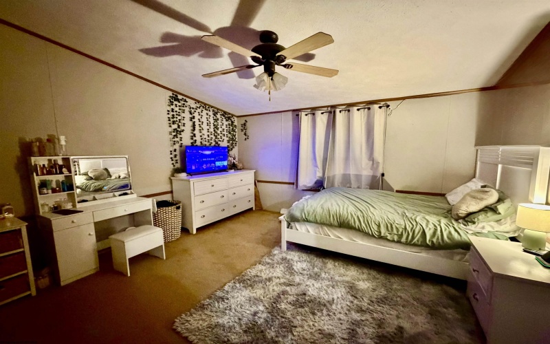 14 Longhorn Drive, Fairmont, West Virginia 26554, 4 Bedrooms Bedrooms, 8 Rooms Rooms,2 BathroomsBathrooms,Single Family Detached,For Sale,Longhorn,10164243