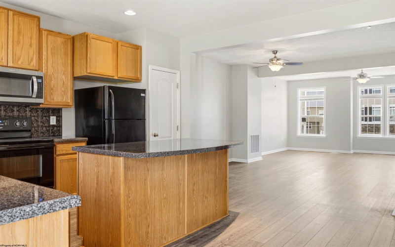 3318 Sun Court, Morgantown, West Virginia 26505, 4 Bedrooms Bedrooms, 8 Rooms Rooms,3 BathroomsBathrooms,Single Family Attached,For Sale,Sun,10164238