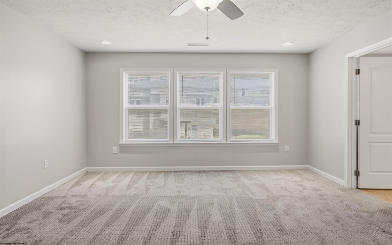 3318 Sun Court, Morgantown, West Virginia 26505, 4 Bedrooms Bedrooms, 8 Rooms Rooms,3 BathroomsBathrooms,Single Family Attached,For Sale,Sun,10164238