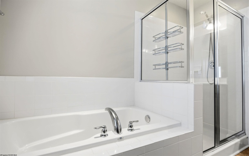 3318 Sun Court, Morgantown, West Virginia 26505, 4 Bedrooms Bedrooms, 8 Rooms Rooms,3 BathroomsBathrooms,Single Family Attached,For Sale,Sun,10164238