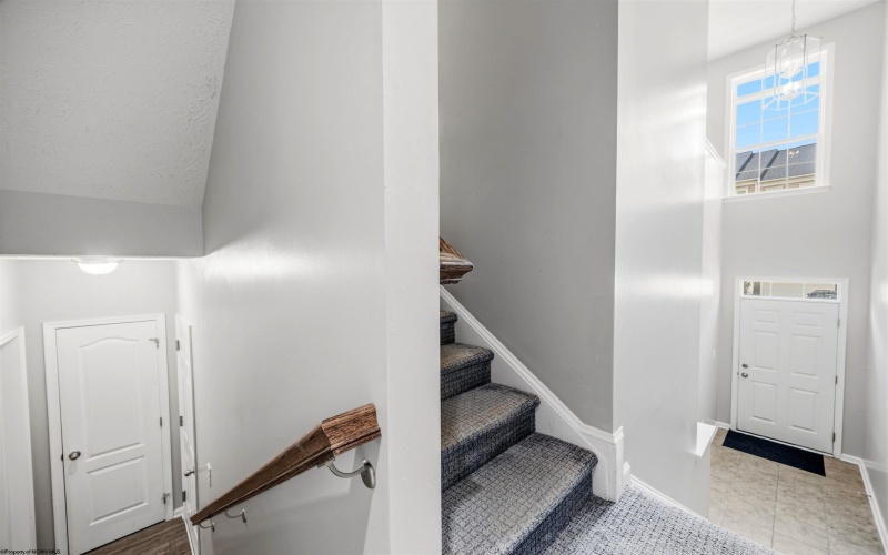 3318 Sun Court, Morgantown, West Virginia 26505, 4 Bedrooms Bedrooms, 8 Rooms Rooms,3 BathroomsBathrooms,Single Family Attached,For Sale,Sun,10164238