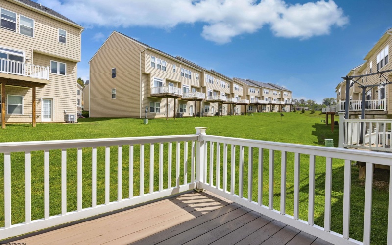 3318 Sun Court, Morgantown, West Virginia 26505, 4 Bedrooms Bedrooms, 8 Rooms Rooms,3 BathroomsBathrooms,Single Family Attached,For Sale,Sun,10164238