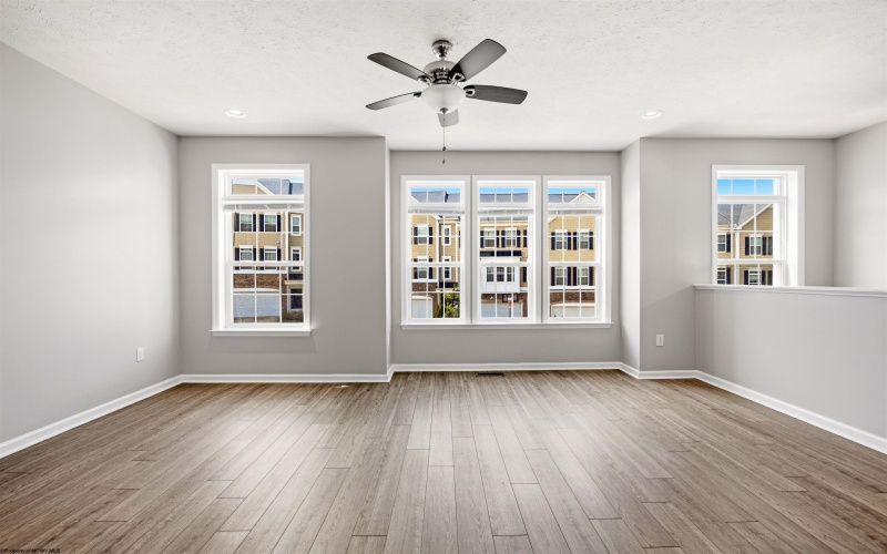 3318 Sun Court, Morgantown, West Virginia 26505, 4 Bedrooms Bedrooms, 8 Rooms Rooms,3 BathroomsBathrooms,Single Family Attached,For Sale,Sun,10164238