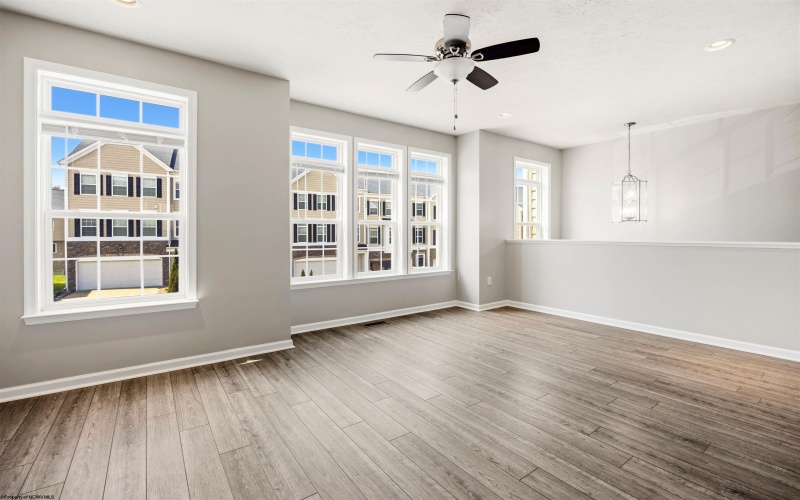 3318 Sun Court, Morgantown, West Virginia 26505, 4 Bedrooms Bedrooms, 8 Rooms Rooms,3 BathroomsBathrooms,Single Family Attached,For Sale,Sun,10164238