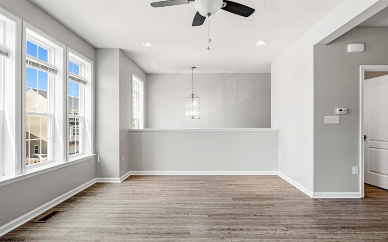 3318 Sun Court, Morgantown, West Virginia 26505, 4 Bedrooms Bedrooms, 8 Rooms Rooms,3 BathroomsBathrooms,Single Family Attached,For Sale,Sun,10164238