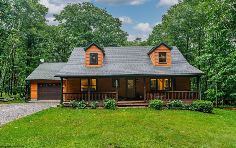 112 Sorrel Court, Terra Alta, West Virginia 26764, 2 Bedrooms Bedrooms, 7 Rooms Rooms,2 BathroomsBathrooms,Single Family Detached,For Sale,Sorrel,10164227