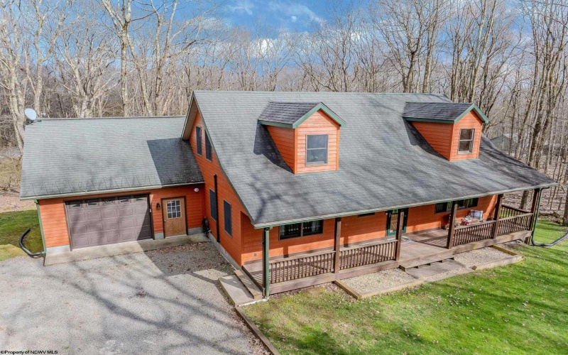 112 Sorrel Court, Terra Alta, West Virginia 26764, 2 Bedrooms Bedrooms, 7 Rooms Rooms,2 BathroomsBathrooms,Single Family Detached,For Sale,Sorrel,10164227