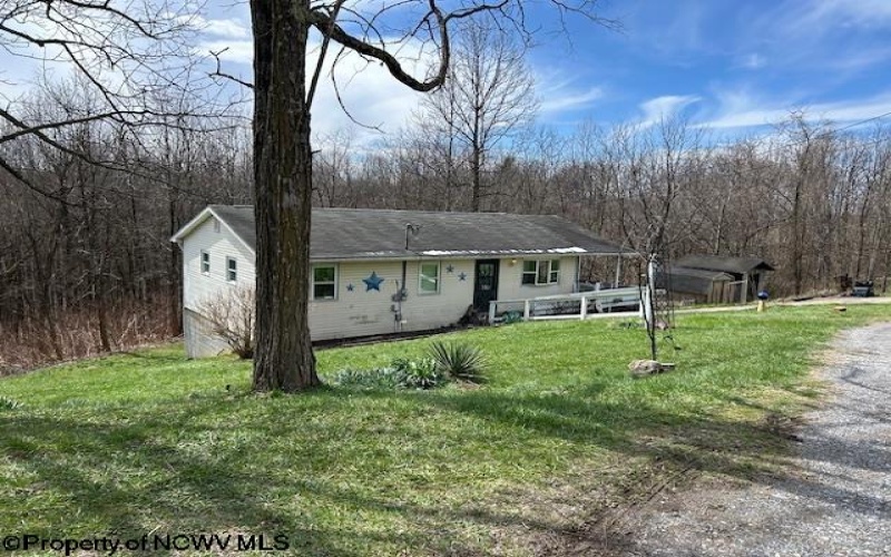 2792 Old Elkins Road, Buckhannon, West Virginia 26201, 3 Bedrooms Bedrooms, 5 Rooms Rooms,1 BathroomBathrooms,Single Family Detached,For Sale,Old Elkins,10164226